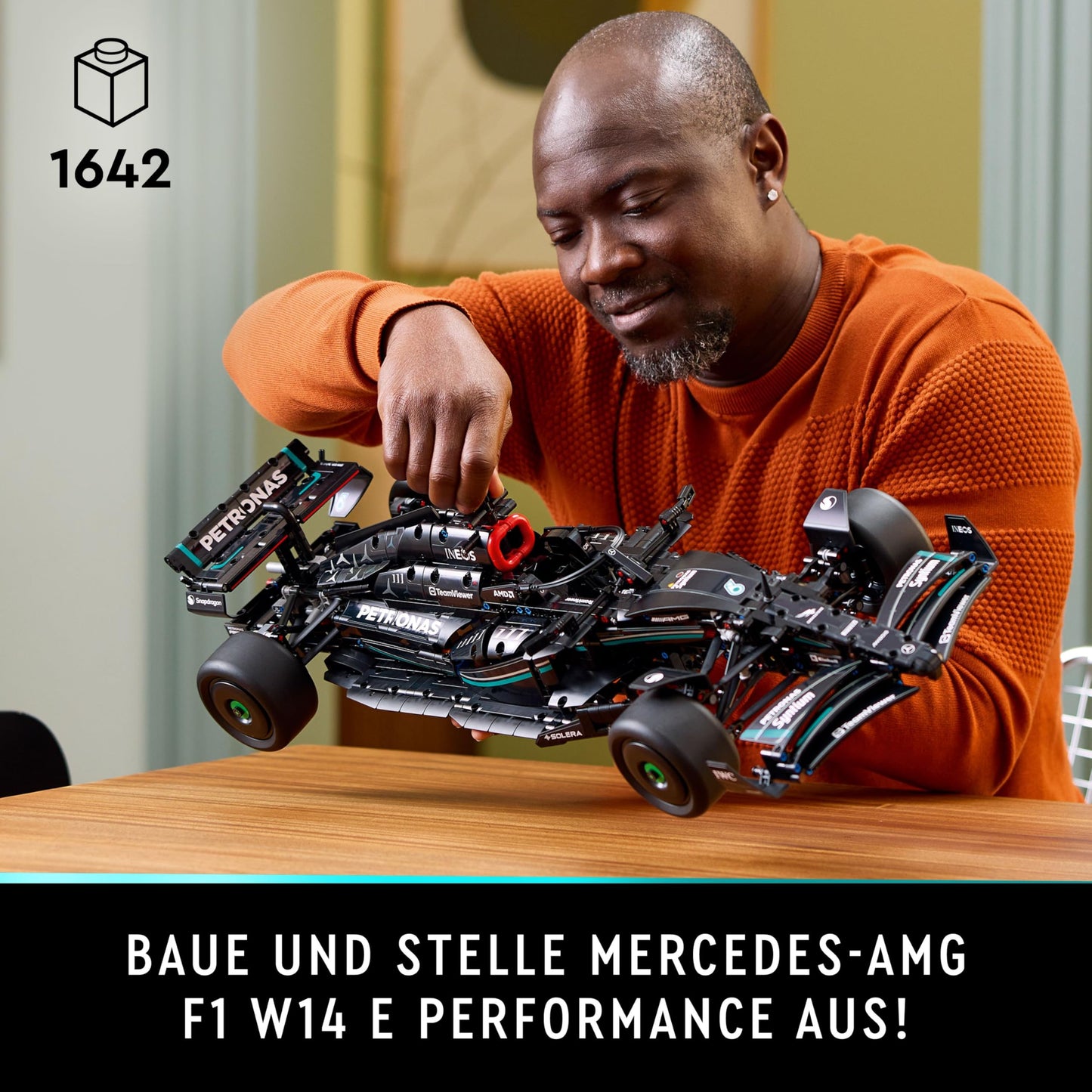 LEGO Technic Mercedes-AMG F1 W14 E Performance Set für Erwachsene, Maßstabsgetreuer Rennwagen Modellbausatz, Sammlerstücke für Zuhause oder Büro, Formel 1 Geschenke für Männer, Frauen 42171