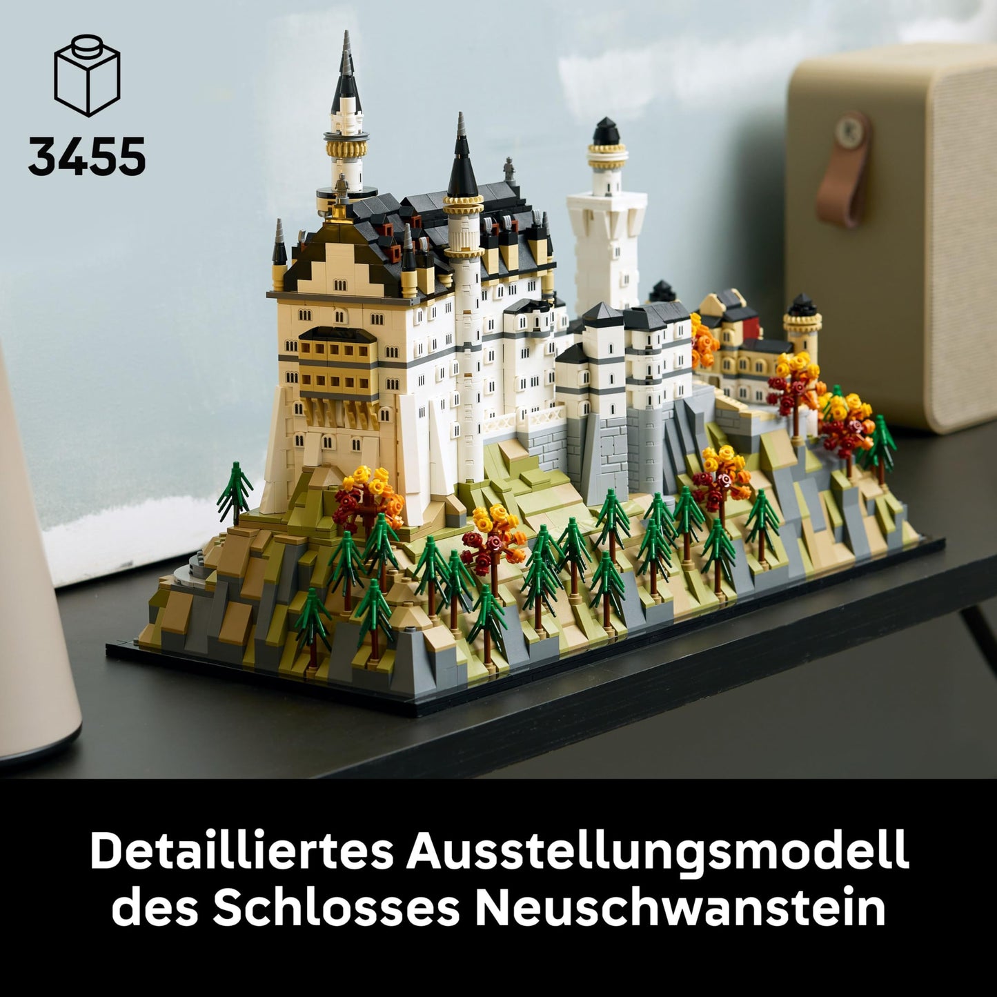 LEGO Architecture Schloss Neuschwanstein - Kreatives Bastelset und Konstruktionsspielzeug - Spielzeug für Männer und Frauen - Dekoration zum Bauen - Modellbau und Geschenk für Erwachsene - 21063