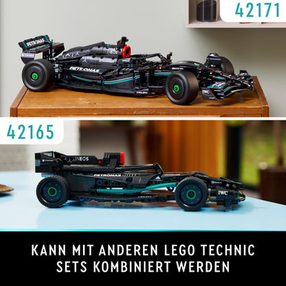 LEGO Technic Mercedes-AMG F1 W14 E Performance Set für Erwachsene, Maßstabsgetreuer Rennwagen Modellbausatz, Sammlerstücke für Zuhause oder Büro, Formel 1 Geschenke für Männer, Frauen 42171